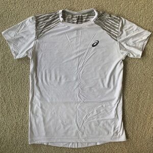 ASICS Men’s MotionCool Running TShirt - size medium